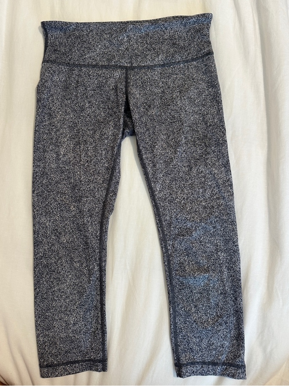 lululemon athletica Speckled Gray Capri Leggings